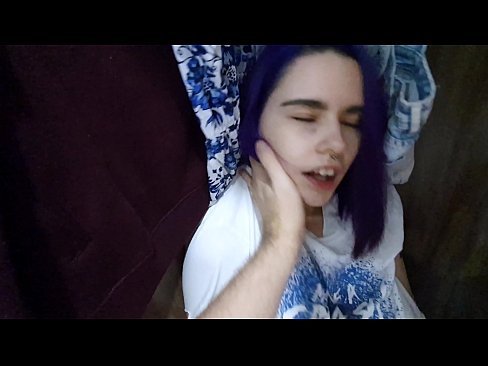❤️ Fant min søster i skapet og hjalp henne med å komme ☑ Pornovideo ved no.com-pornzog.ru ️❤
